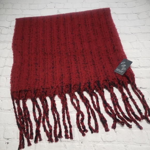 Women's chunky scarf. - Picture 2 of 7